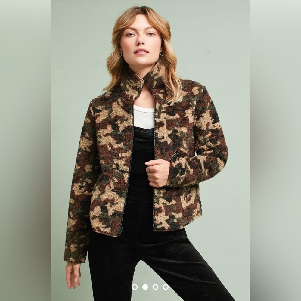 Anthro Velvet by Graham & Spencer Leta Camo Fuzzy Teddy Jacket Sz. Small Sz. 4